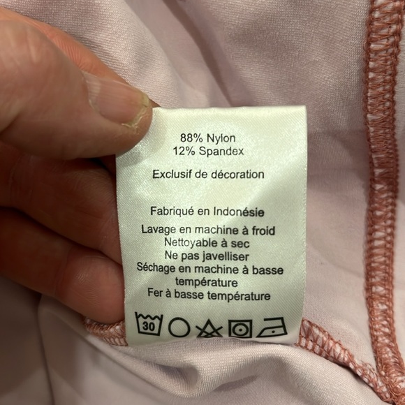 NWOT Care + Ware by Oscar de la Renta Chest port access hoodie - Picture 10 of 12